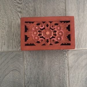 Cute red wood box!